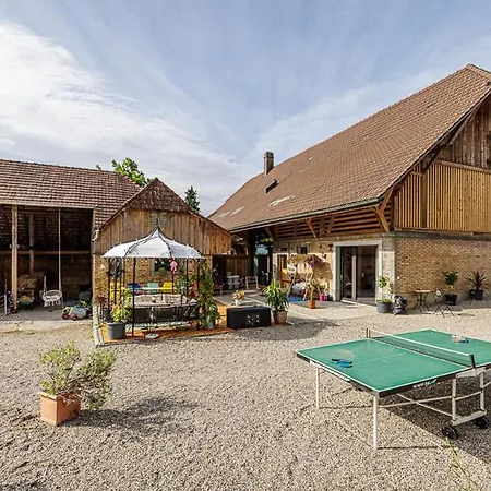 Gruppenunterkunft Mit Billardtisch Und Lamatrekking Farm stay *